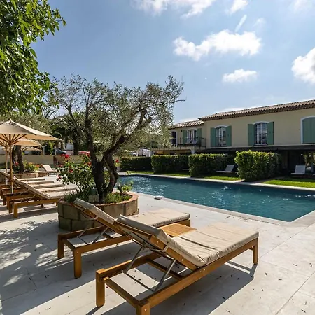 Renovated Flat In - Swimming Poolcar Park -2br Apartman Saint-Tropez